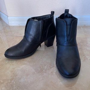 Women's Black Leather Booties Size 8M